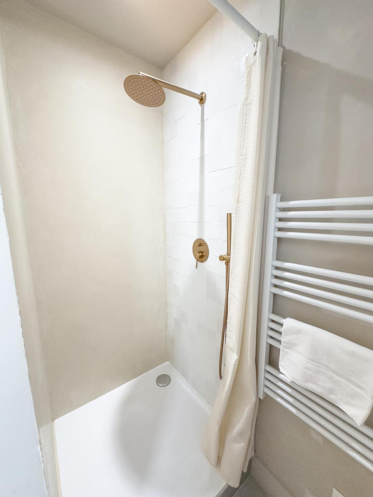 Apartament Hypercentre - Le Balcon Des Pyrenees Pau Zewnętrze zdjęcie